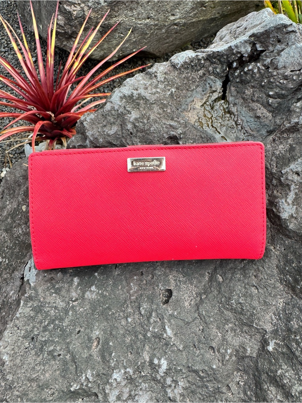 Kate Spade New York Red Saffiano Leather Slim Wallet Organizer